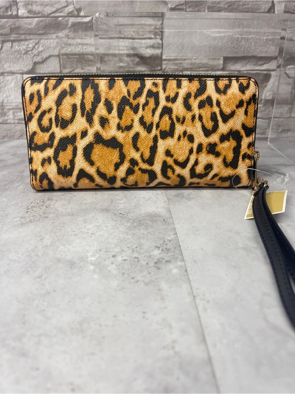 Michael Kors Continental Zip WalletWristlet Cheetah/Leopard Print Marigold Black - Picture 2 of 7